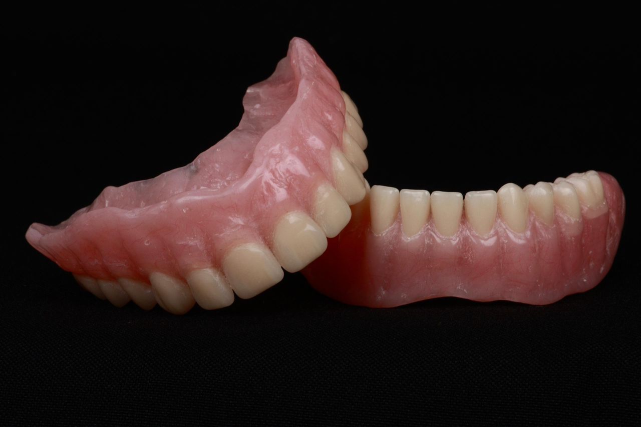 Prótesis totales y/o removibles